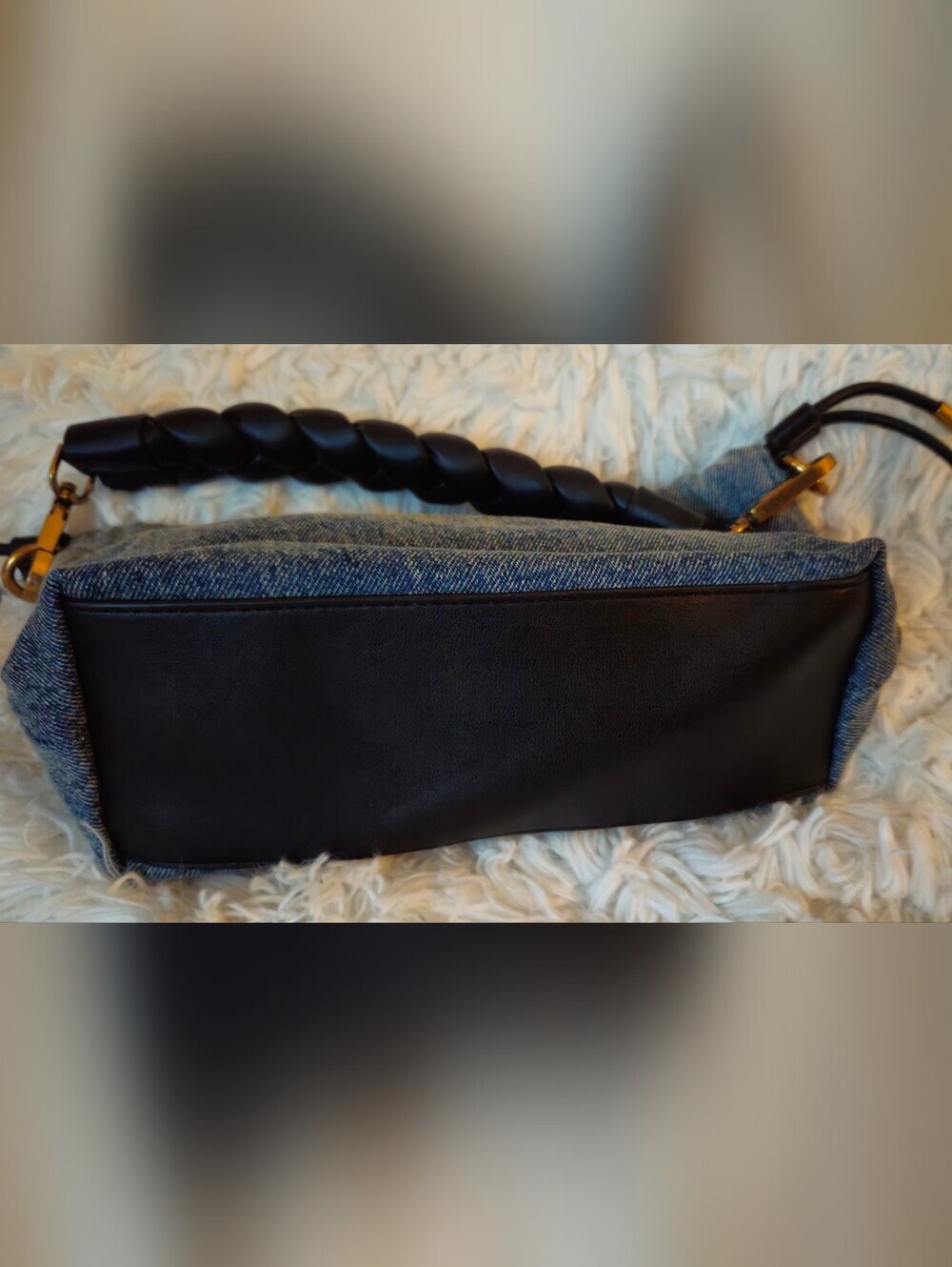 Steve Madden Light Blue Washed Ombre Denim Shoulder Bag w/Braided Black Handle - Picture 4 of 10